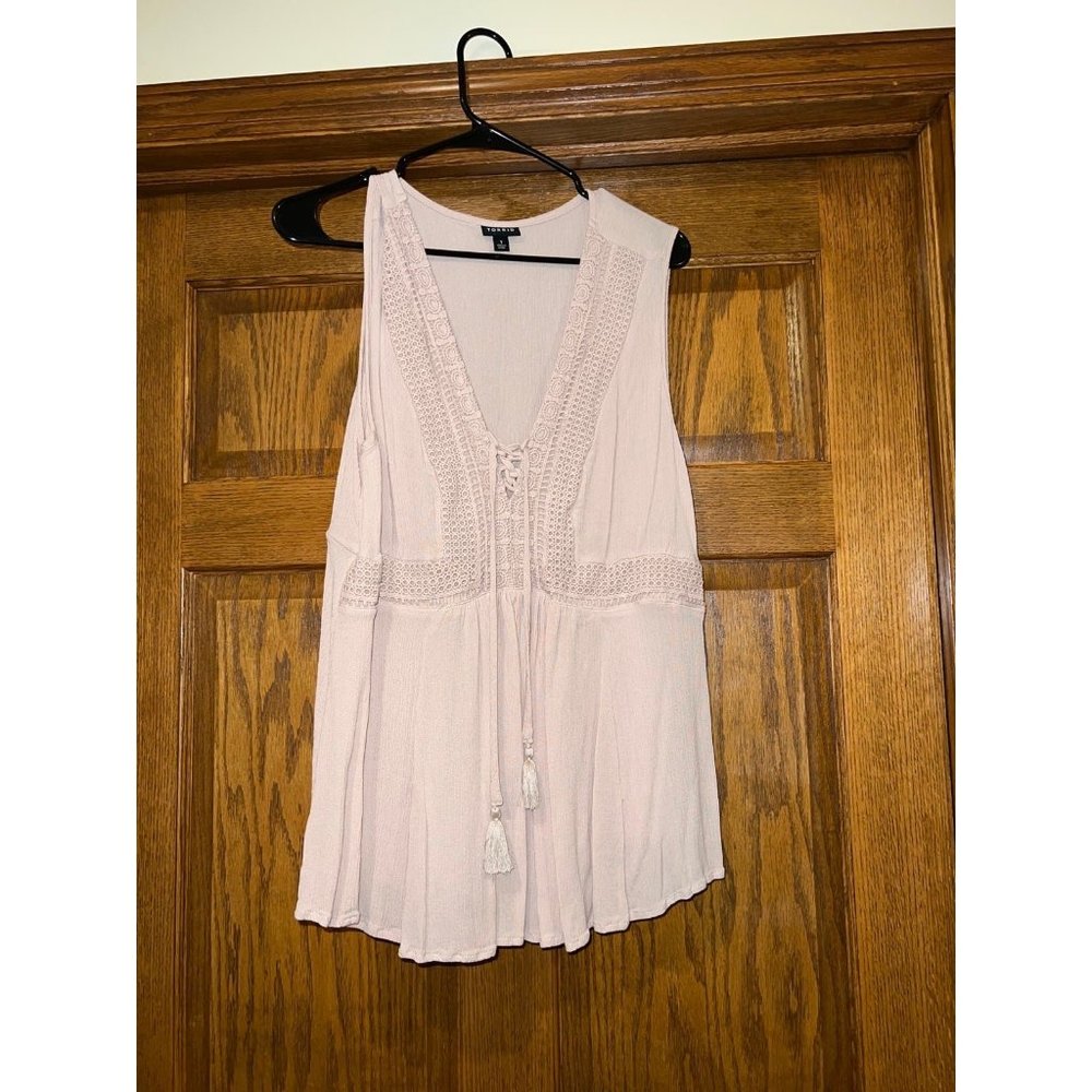 Torrid Babydoll Crinkle Gauze Crochet Inset Lace-Up Top
